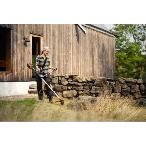 Obrázek #3 k produktu HUSQVARNA 220iR s akumulátorem a nabíječkou